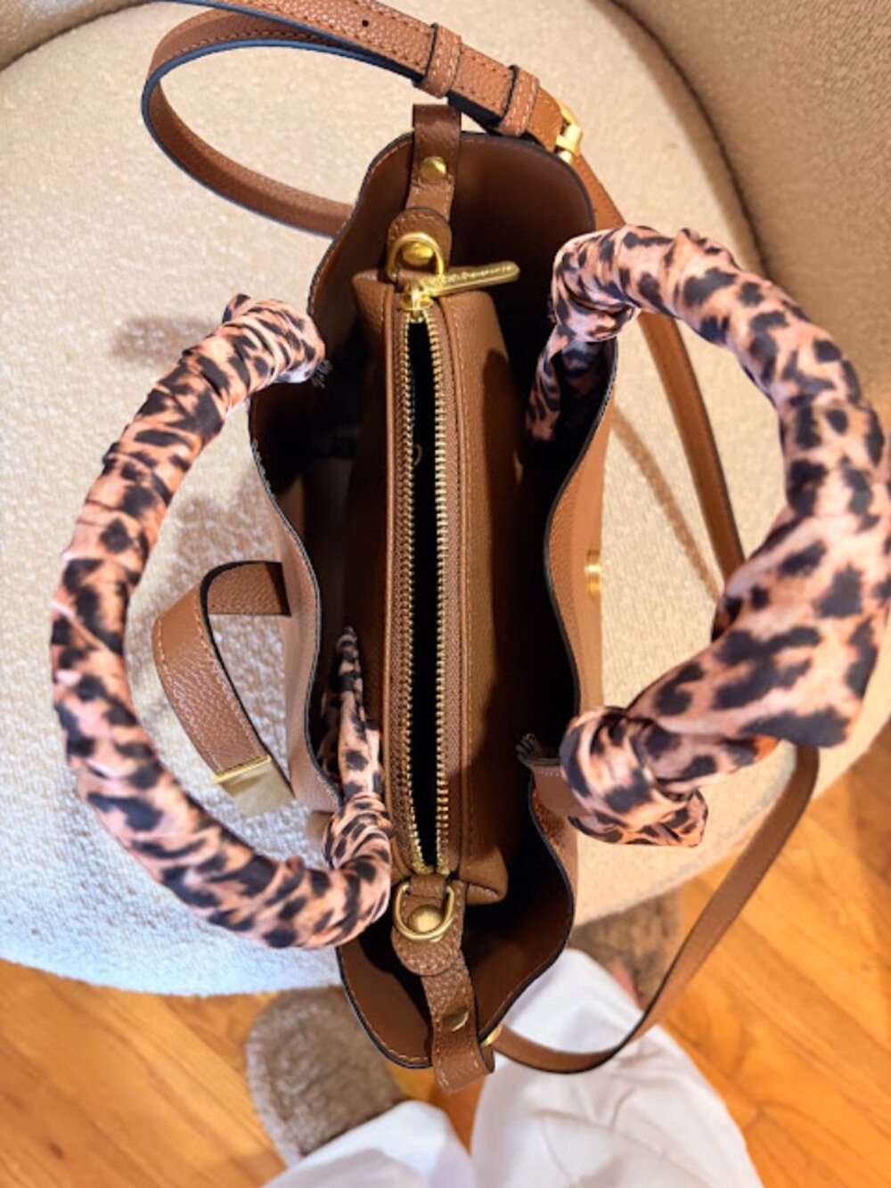 BCBG Brown Crossbody or Top Handle Bag (Small) - Picture 4 of 4
